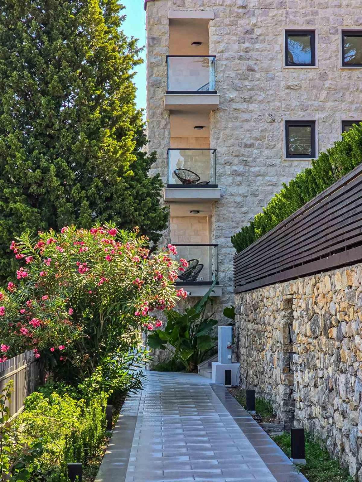 The New Hotel Mediteran - Villa Edition Ulcinj Exterior photo